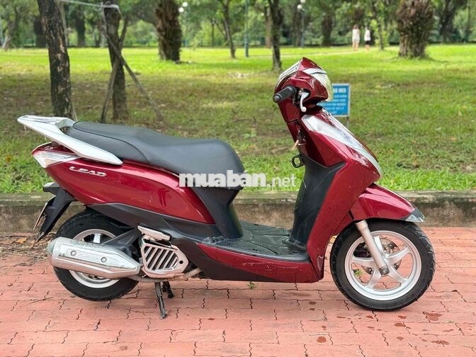 Honda Lead 2013, Máy móc nguyên zin chưa rớt.