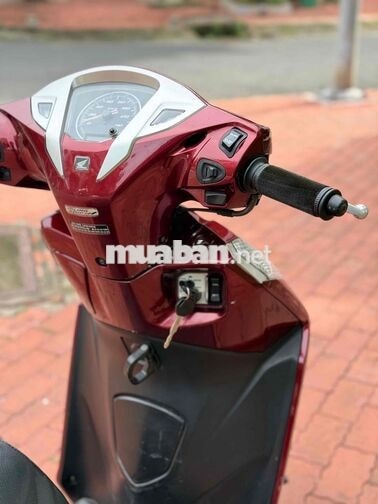Honda Lead 2013, Máy móc nguyên zin chưa rớt.