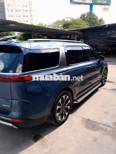 Canival Pre 7S 2.2D dầu cao cấp bản 7 ghế sx 2023