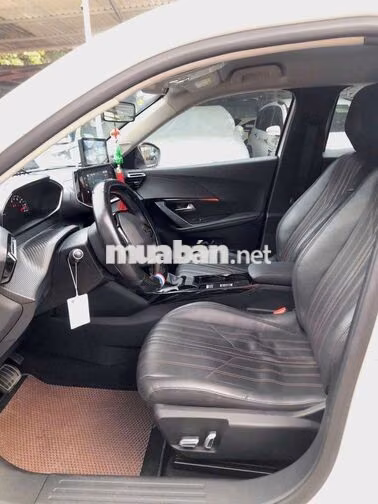 Peugeot 2008 AT 2022 Trắng Tự động