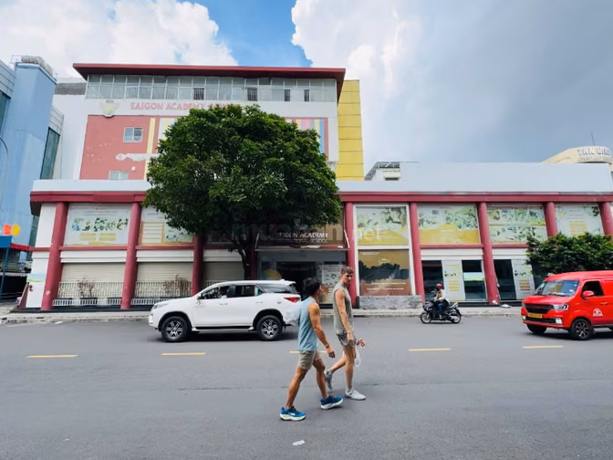 Cho thuê Tòa nhà GÓC 2MT số 3 Hoàng Việt, P.4,Tân Bình