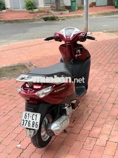 Honda Lead 2013, Máy móc nguyên zin chưa rớt.