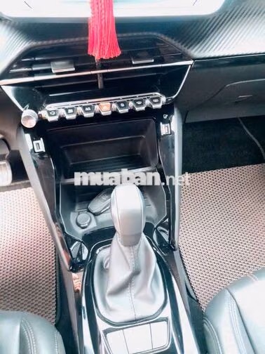 Peugeot 2008 AT 2022 Trắng Tự động