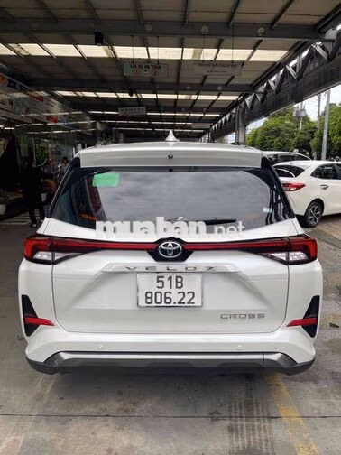 Toyota Veloz Cross Top 2025 / xe đẹp như mới