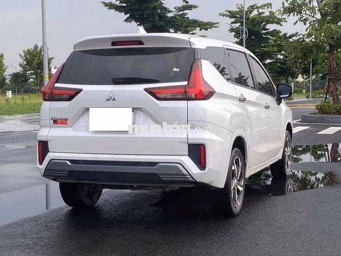 Mitsubishi Xpander Pre 1.5 AT 2025 - Màu : Trắng
