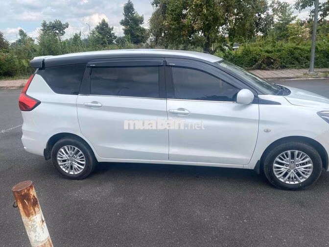 Suzuki Ertiga 2019 Số sàn Trắng 7 chỗ