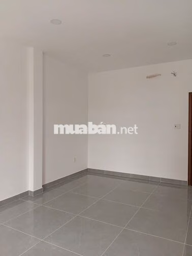 2.86 Tỷ Nhà Phố KDC Thủ Dầu Một - Sổ hoàn công, hẻm xe hơi 7m 