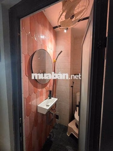 Phòng Ban Công, Cửa Sổ Full Nội Thất - Máy Giặt Riêng - Nơ Trang Long 