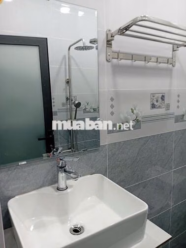 2.86 Tỷ Nhà Phố KDC Thủ Dầu Một - Sổ hoàn công, hẻm xe hơi 7m 