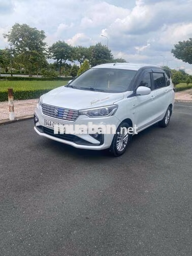 Suzuki Ertiga 2019 Số sàn Trắng 7 chỗ