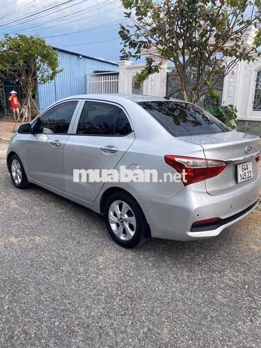 Hyundai Grand i10 2020 Số sàn Bạc