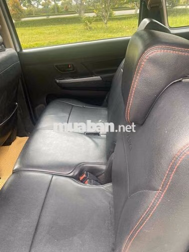 Suzuki Ertiga 2019 Số sàn Trắng 7 chỗ