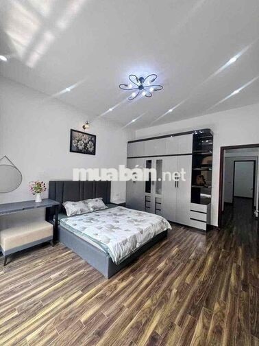 CHO THUÊ NHÀ NGUYÊN CĂN PHỐ CHU HUY MÂN - PHÚC ĐỒNG - Ô TÔ ĐỖ GẦN -3PN
