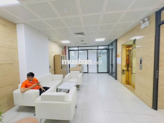 TÒA NHÀ ĐƯỜNG NGUYỄN THÁI BÌNH. DT 8X20M, HẦM TRỆT 4 LẦU CẦN CHO THUÊ