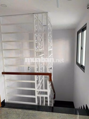Tìm 1 bạn nữ ở ghép phòng đã có 2ng nữ