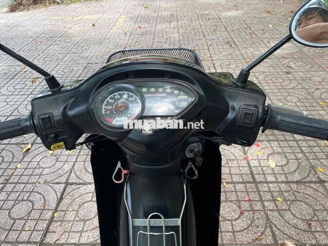 Suzuki Revo 110cc Đen có giao lưu xe