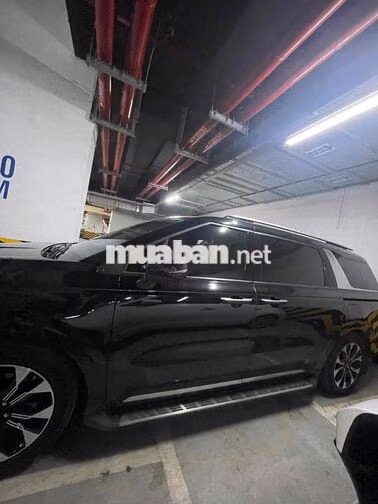 Kia Carnival 2022 Đen 75555 km