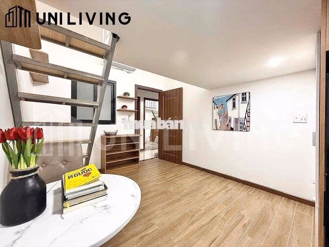 NGAY VĂN LANG CƠ SỞ 3 ,ĐẠI HỌC CÔNG NGHIỆP PHÒNG GÁC Ở ĐƯỢC 3-4 BẠN