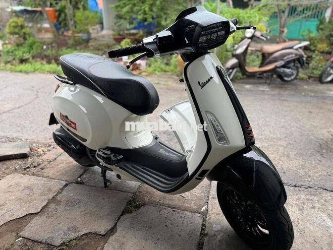 Vespa Sprint 125 ABS Trắng 4325 km