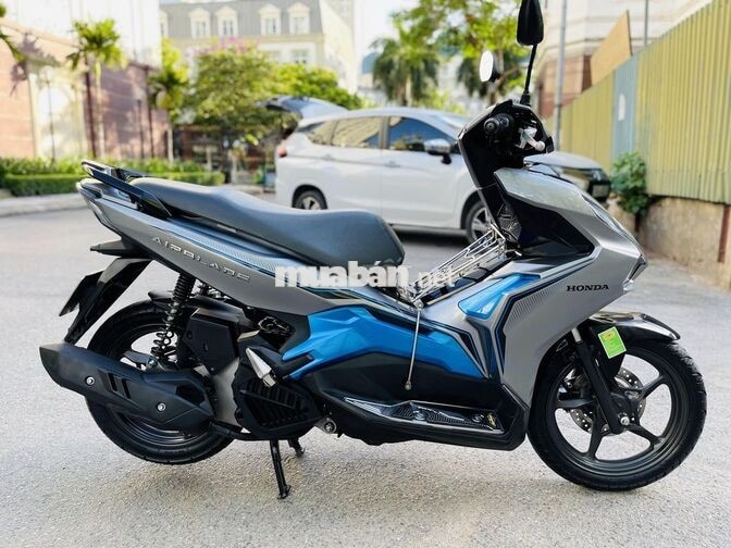 Honda Air Blade Bạc, Xanh 125 máy zin xe đẹp