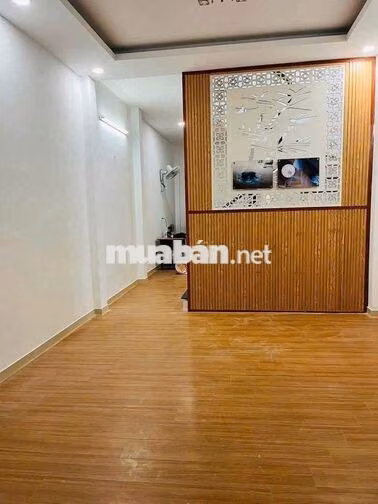 Chủ cho thuê nhà đg xe hơi DT:52m2 giá 10tr/thg lầu ,HBP,TĐ 