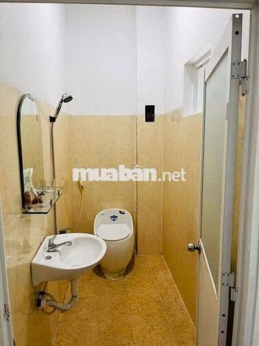 Chủ cho thuê nhà đg xe hơi DT:52m2 giá 10tr/thg lầu ,HBP,TĐ 
