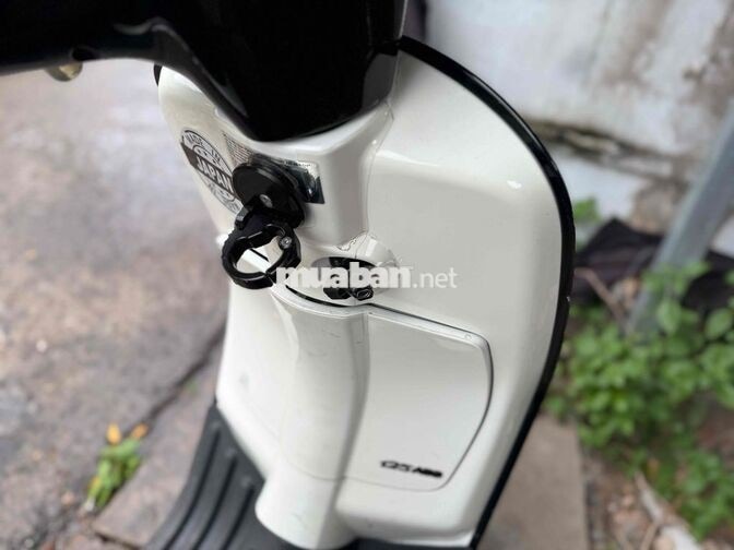Vespa Sprint 125 ABS Trắng 4325 km