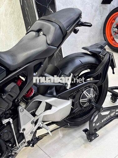Honda CB1000 Neo Sport Đen