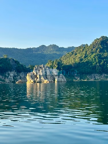 Bán khu nghỉ dưỡng view Hồ Hoà Bình