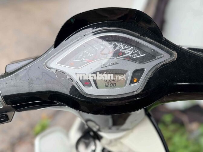 Vespa Sprint 125 ABS Trắng 4325 km