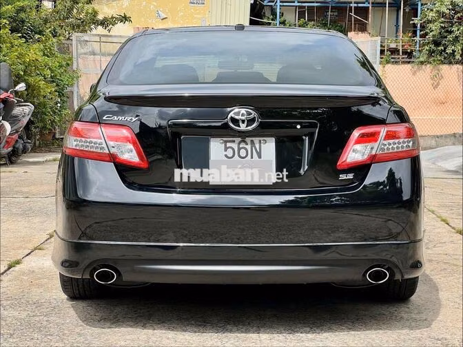 TOYOTA CAMRY SE 2.5. MODEL 2010