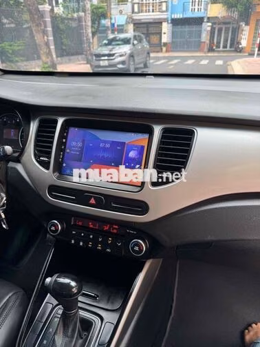 Kia Rondo 2017 Bạc Tự động