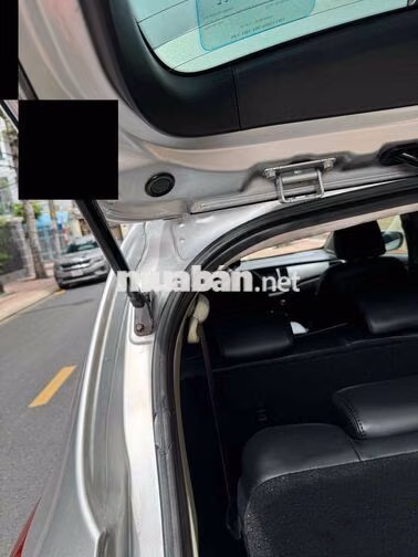 Kia Rondo 2017 Bạc Tự động