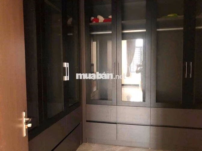 Biệt Thự Thành Phố Mới , gần eaon. 320m2 1 trệt 1 Lầu full nội thất