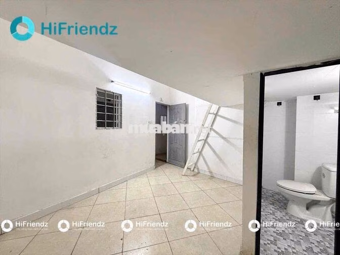 TRỌ RỘNG 20M2 - NGAY BẾN XE HT