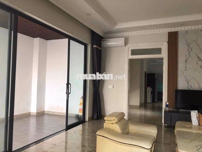 Biệt Thự Thành Phố Mới , gần eaon. 320m2 1 trệt 1 Lầu full nội thất