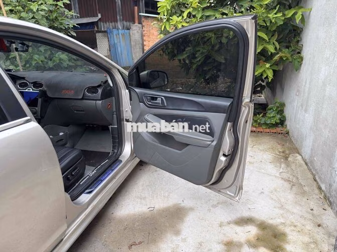 Ford Focus 2010, máy dầu sdt 6at vàng cát, zin