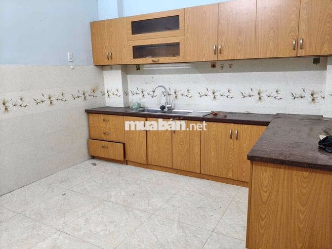 NHÀ HẺM XE HƠI THÔNG 350/ NGUYỄN VĂN LƯỢNG (4,1x16M) - 3 PHÒNG NGỦ 3WC