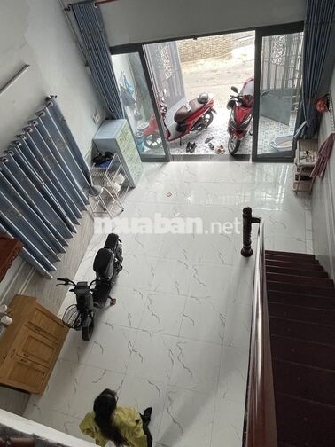 Cho thuê HXH Hoàng Hoa Thám 3Pn 4x12m 1 lầu giá 16 Triệu 