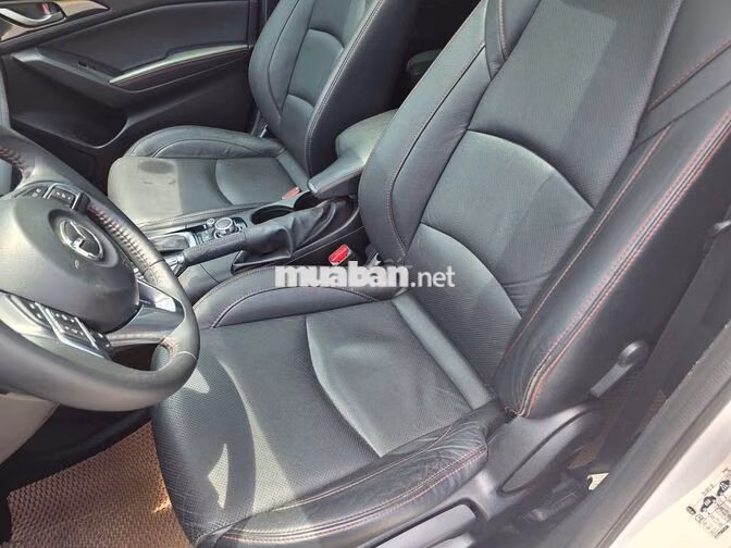 Mazda Mazda3 1.5L 2016 Trắng 90000 km