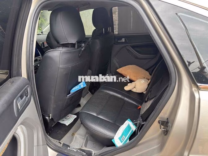 Ford Focus 2010, máy dầu sdt 6at vàng cát, zin