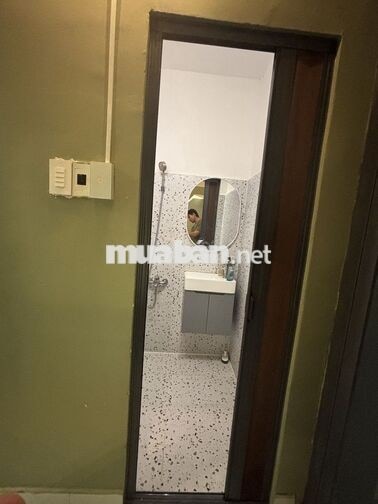 Nhà cần bán gấp 1 trệt 3 tầng, 4PN, 3WC, Hẻm xe hơi 6m