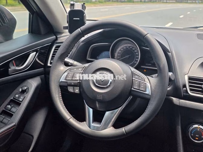 Mazda Mazda3 1.5L 2016 Trắng 90000 km
