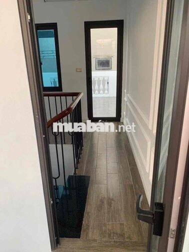 chính chủ cần bán nhà cổ điển A