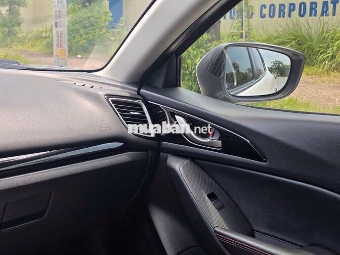 Mazda Mazda3 1.5L 2016 Trắng 90000 km