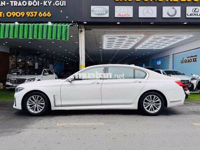 BMW 730Li 2018 Trắng Tự động 8 cấp