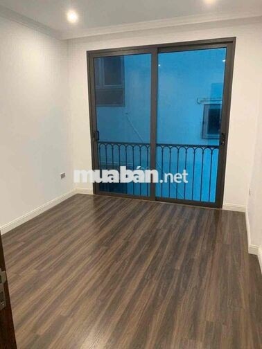 chính chủ cần bán nhà cổ điển A