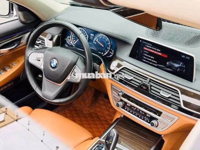 BMW 730Li 2018 Trắng Tự động 8 cấp
