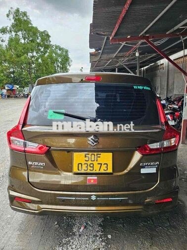 Suzuki Ertiga Hybrid Nâu