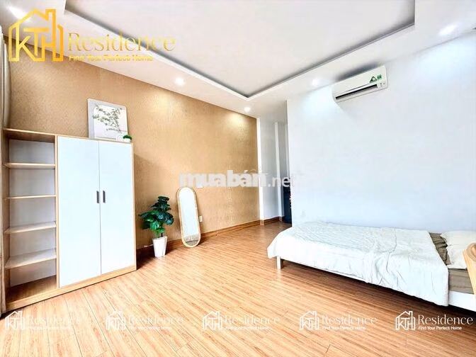 PHÒNG ĐẸP BAN CÔNG CỬA SỔ THOÁNG MÁT FULL NỘI THẤT